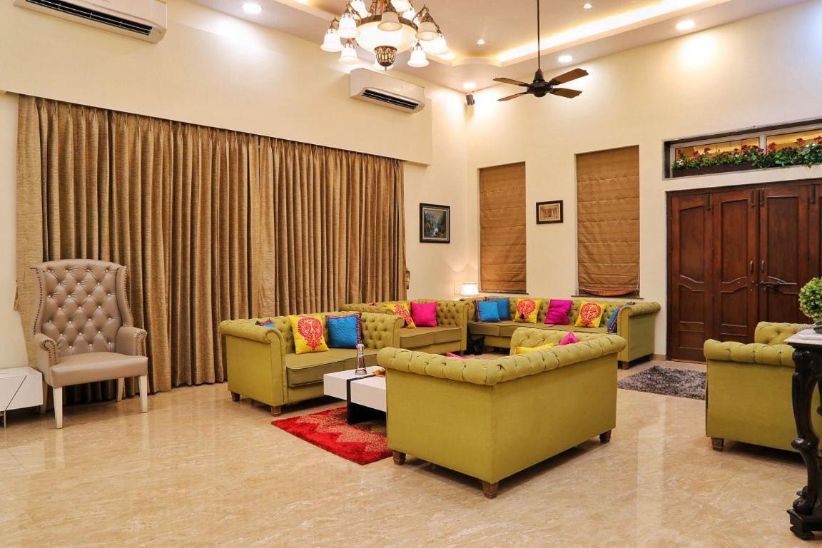 Aashiyaanaa Villa "The Palace" มุมไบ ภายนอก รูปภาพ